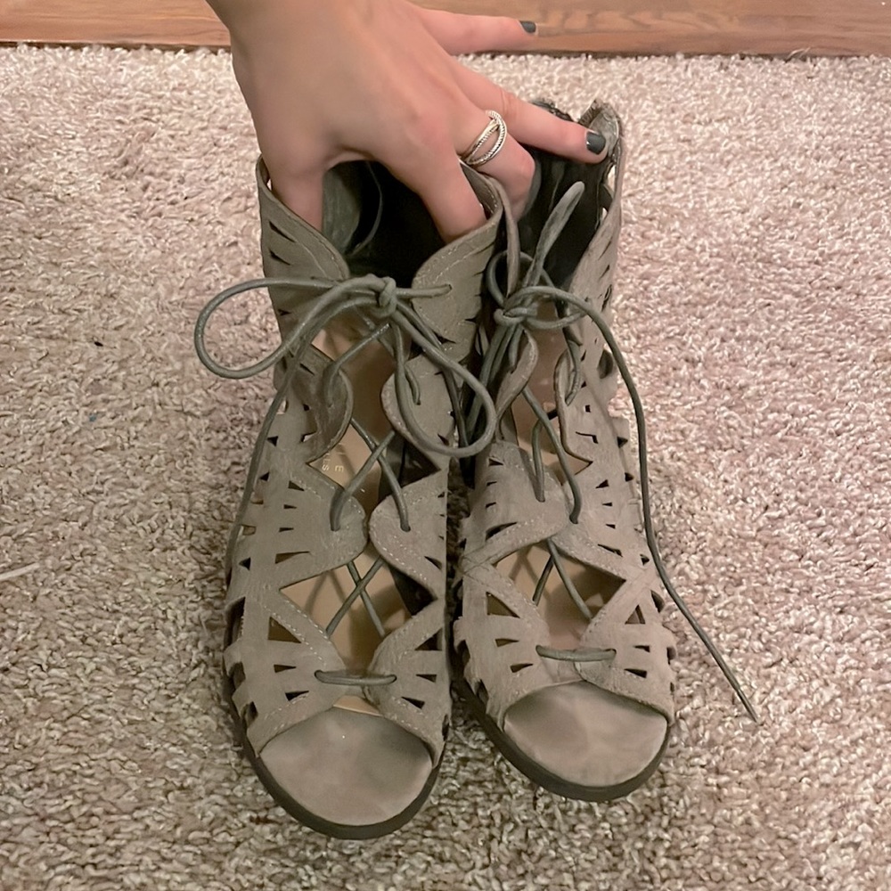 Lace up chunky heels